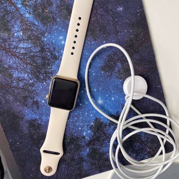 apple Accessories - Apple Watch - Gold